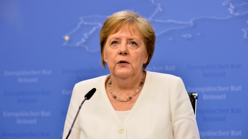 Меркел повика на компромис за да се постигне договор за клучните позиции во ЕУ 