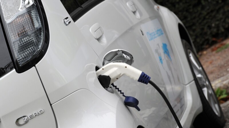 Gjermania pritet t’i ketë rreth 15 milionë vetura elektrike deri më 2030