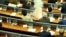 Dželal Svečlja ispaljuje suzavac na Parlament 21. marta 2018. godine.
