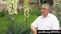 Узбекский писатель Нурулло Отаханов.