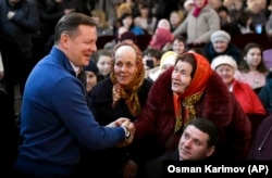 Олег Ляшко зустрічається з виборцями під час передвиборчого турне, село Благовіщенське Кіровоградської області, 7 березня 2019 року