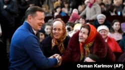 Олег Ляшко во время посещения Кировоградщины в рамках всеукраинского тура в поддержку его кандидатуры на пост президента Украины