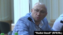 Qahramon Baqozoda, director of the Zerkalo polling organization (file photo)