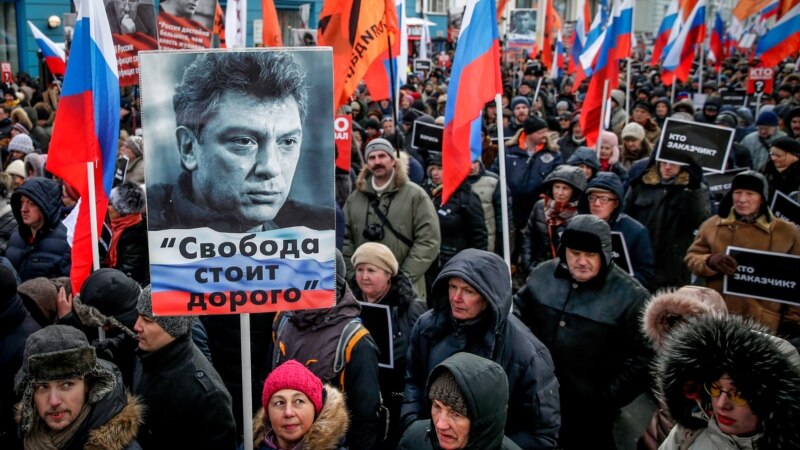 Me marshe në Moskë përkujtohet kritiku i Kremlinit, Boris Nemtsov