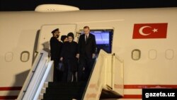 Түркия президенті Режеп Тайып Ердоғанның Өзбекстанға келген сәті. 29 сәуір 2018 жыл. 