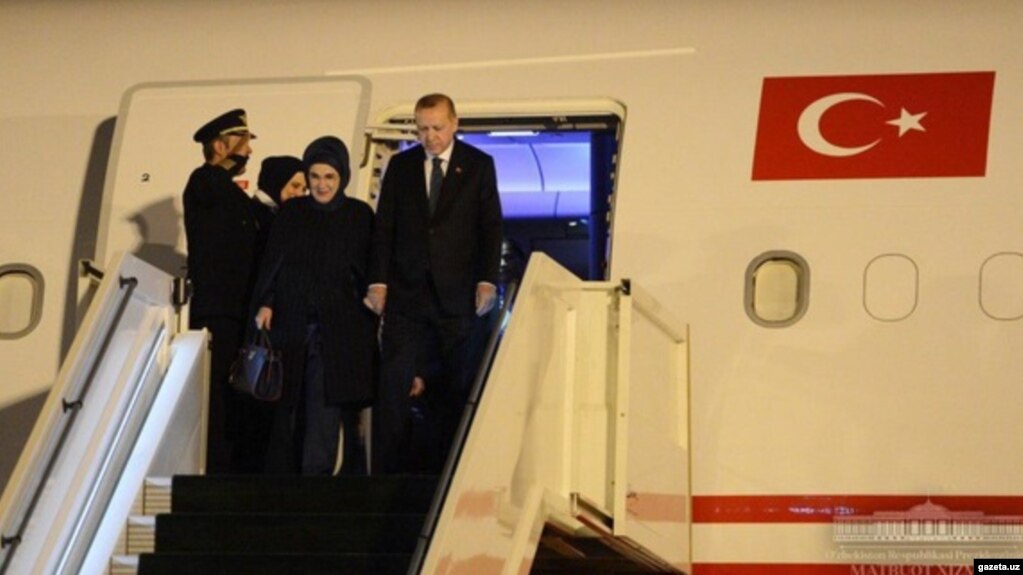 Президент Турции Эрдоган прибыл с госвизитом в Узбекистан
