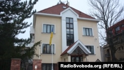 Будівля українського посольства в Празі. Україна не має посла в Чехії з липня 2022 року
