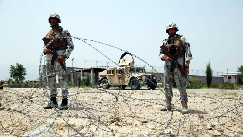 Во бомбашки напад во Авганистан загинаа тројца војници на НАТО