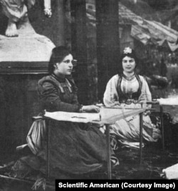 Bosnian women weaving inside the pavilion