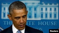 U.S. -- US President Barack Obama delivers a statement on the deaths of hostages during US counter-terrorism operations, from the Brady Press Briefing Room at the White House in Washington, April 23, 2015