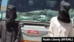 ارشیف، انځور تزئني بڼه لري.