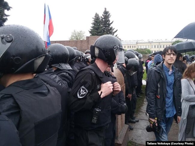 Митинг на Марсовом поле