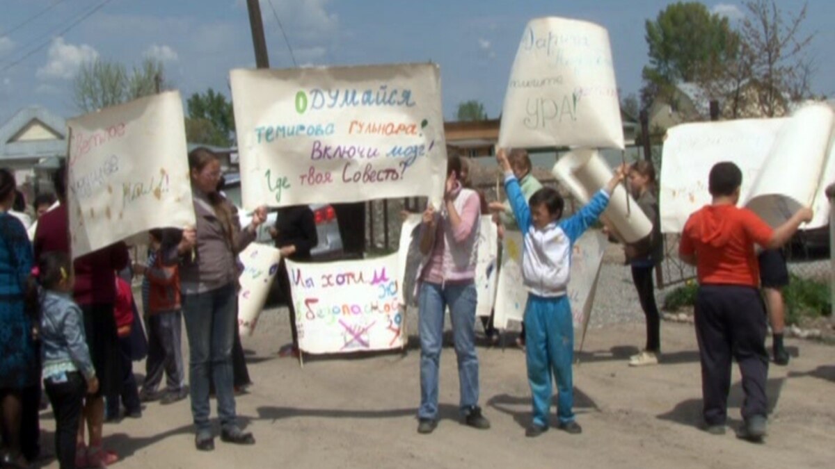 Жалобы жителей Есика на «вред» антенны сотовой связи опровергают