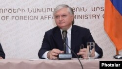 Արտգործնախարար Էդվարդ Նալբանդյան, արխիվ