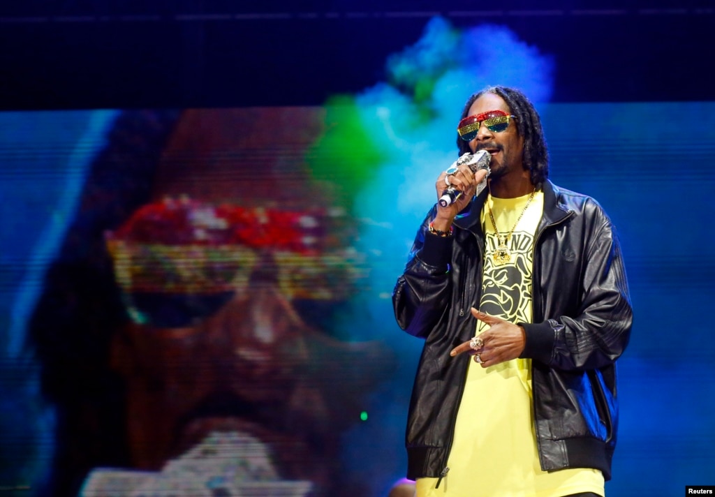 U.S. Rapper Snoop Dogg 'Loves Belarus'