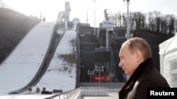 Preşedintele Vladimir Putin în inspecţie la complexul "Russkie gorki", Soci, 06 februariei 2013