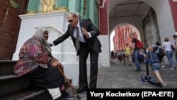 Двойник Владимира Путина на Красной площади в Москве
