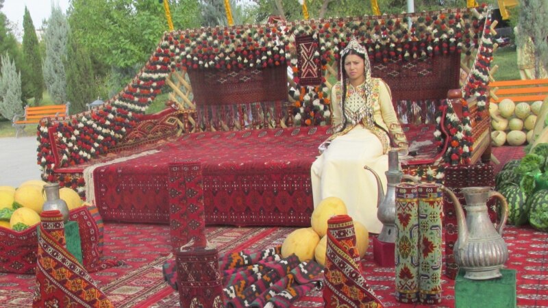 Türkmenistanyň haly dokamak sungaty ÝUNESKO-nyň sanawyna goşuldy