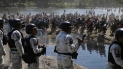 Мексиканская национальная гвардия перекрыла путь мигрантам из Гватемалы. 20 января 2021 года