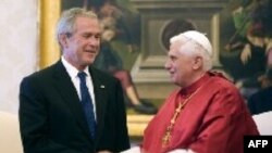 В субботу Джордж Буш встречался с Папой Римским Бенедиктом XVI