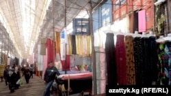 The Turatali market in Kara-Suu, the biggest bazaar in Central Asia, is popular with Chinese traders, making Kyrgyzstan a main re-export hub for Chinese goods.