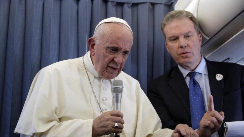Portparol Vatikana podnio ostavku 