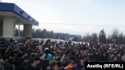 Каршылык чарасында кимендә 2 мең чамасы кеше булды, Уфа, 10 декабрь 2011 ел