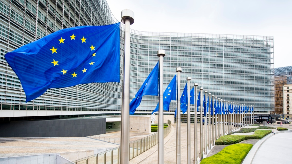 3 perc: Az Európai Unió felvenné a kesztyűt a dezinformációk terjedése ellen