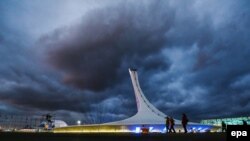 Вид на олимпийскую чашу в Сочи, 5 февраля 2014 года. 
