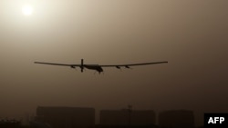 Aeroplani Solar Impulse 2