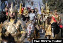 Новруз в Алматы 21 марта 2019 года, праздничное шествие. Фото: Reuters
