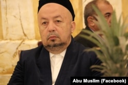 Tashkent's leading imam, Anvar-qori Tursunov (file photo)