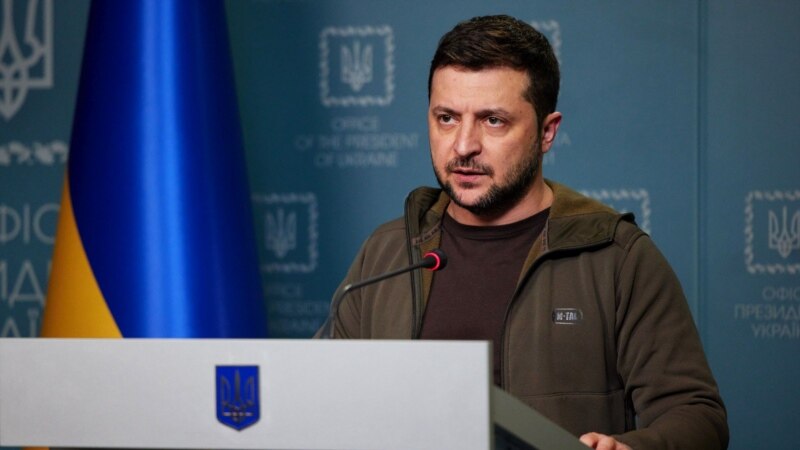 Zelensky i quan “akte terrori” sulmet në Mariupol