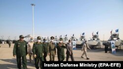 تعدادی از افسران سپاه پاسداران ایران 
