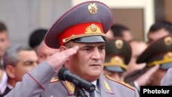 Armenia -- National police chief Hayk Harutiunian at an official ceremony in Yerevan, April 16, 2003. 