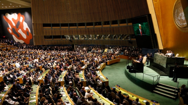 Generalna skupština UN-a osudila američki embargo Kubi