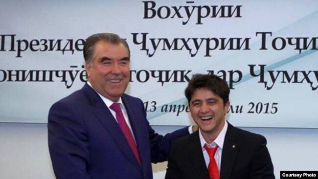 Сиёвуш Мирзоев с президентом Таджикистана Эмомали Рахмоном в Сеуле