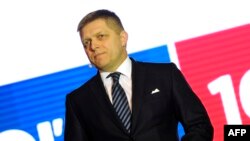 Роберт Фіцо на передвиборному мітингу, архівне фото