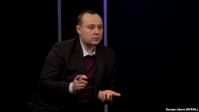 Modificarea Constituției și a sistemului electoral la inițiativa președintelui: pârjoale vechi, pârjoale proaspete...