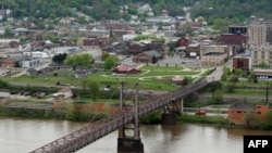 The town of Steubenville sits near the Ohio River.