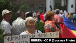 La protestul Mișcării unioniste „UNIREA - ODIP" în fața Parlamentului