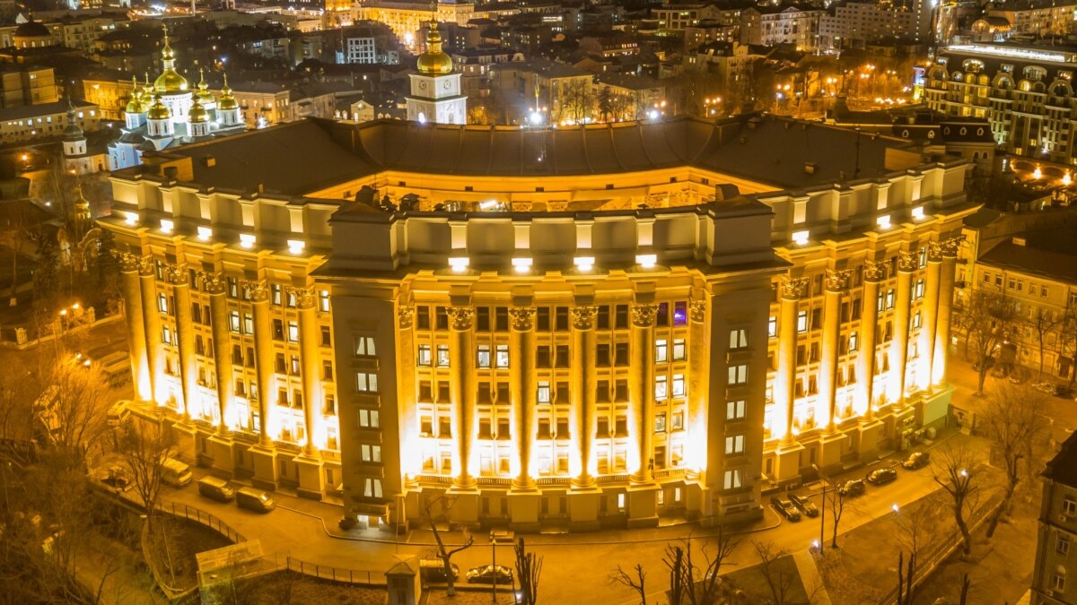 oi5.ru: Из Египта сегодня вернулись более 7 тысяч украинцев – МИД Из Египта сегодня вернулись более 7 тысяч украинцев – МИД