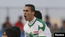 لاعب المنتخب العراقي بكرة القدم للشباب عي عدنان 