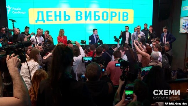 Штаб Зеленського в день першого туру виборів