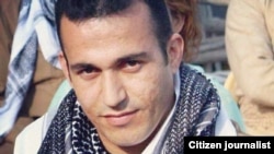 Ramin Hoszein Panahit, Irán kurd kisebbségének tagját, 22 évesen ítéltek halálra.
