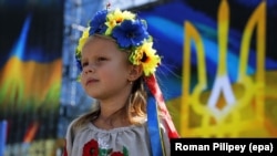Дівчинка під час святкування Дня Незалежності України. Київ, 24 серпня 2015 року