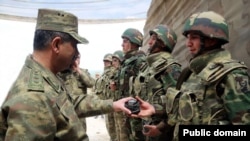 Azerbaijan - Azerbaijani Defense Minister Zakir Hasanov visits troops stationed near Nagorno-Karabakh,10May2016.