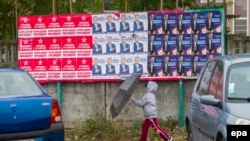 Afișe electorale în Chișinău. 26 octombrie 2016