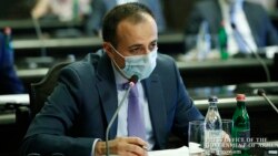 Armenia -- Health Minister Arsen Torosian attends a cabinet meeting in Yerevan, June 4, 2020.