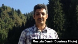 Мустафа Демир, учитель из Турции, работавший в Казахстане и переехавший в Индонезию.